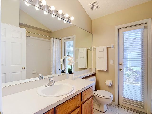 28726 CREEKWOOD DRIVE, Wesley Chapel, FL 33545