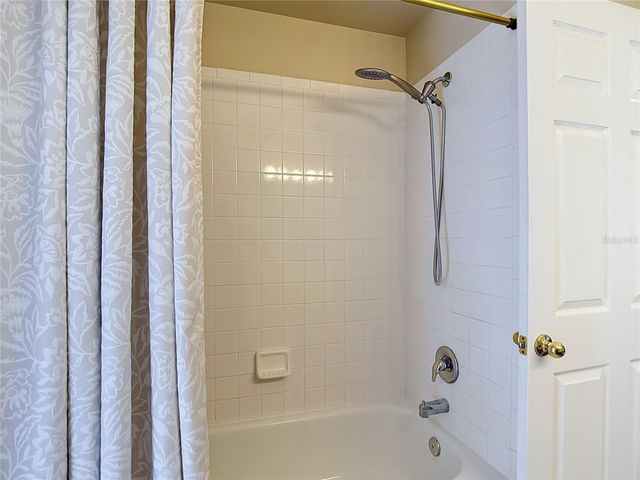 28726 CREEKWOOD DRIVE, Wesley Chapel, FL 33545
