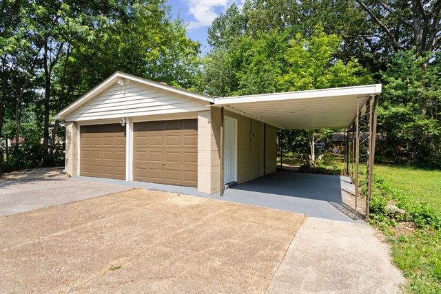 30 Dalewood Dr, Clarksville, TN 37042
