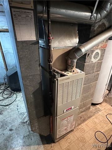 40 Lucille Drive, Cheektowaga, NY 14225