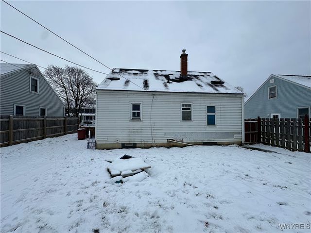 40 Lucille Drive, Cheektowaga, NY 14225