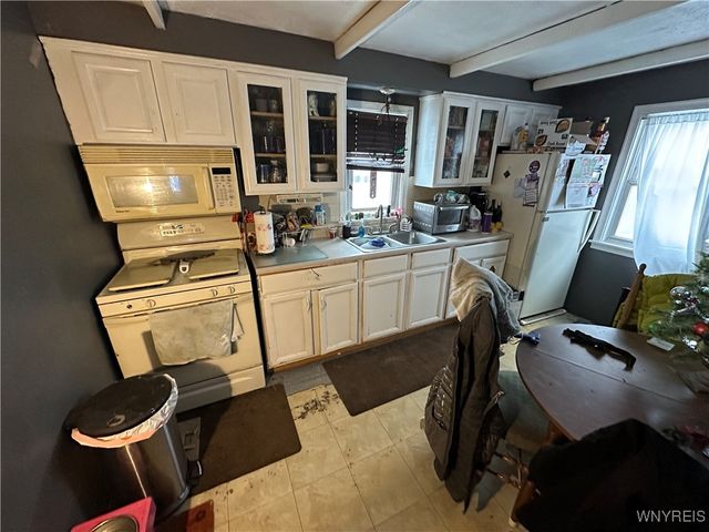 40 Lucille Drive, Cheektowaga, NY 14225