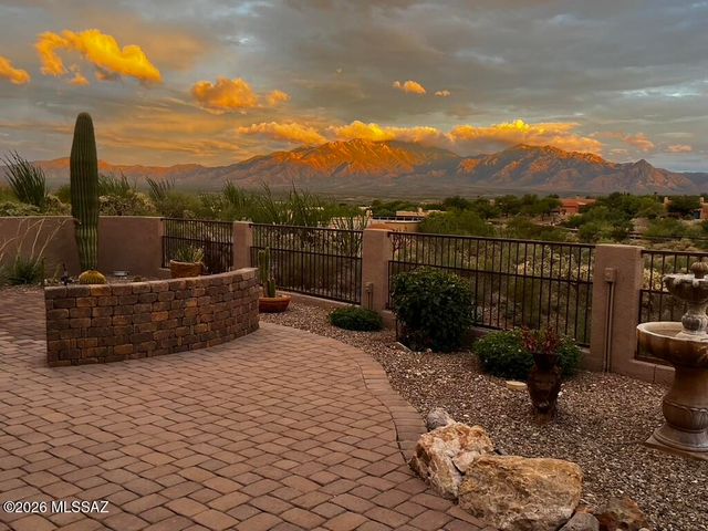 1995 S Via Ventana A La Montana, Green Valley, AZ 85622