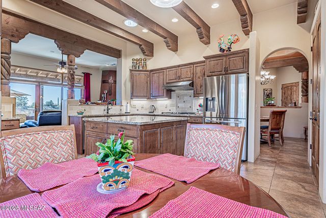 1995 S Via Ventana A La Montana, Green Valley, AZ 85622