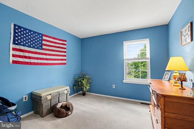 300 LOPAX RD, Harrisburg, PA 17112