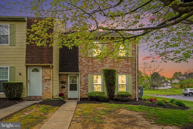 300 LOPAX RD, Harrisburg, PA 17112