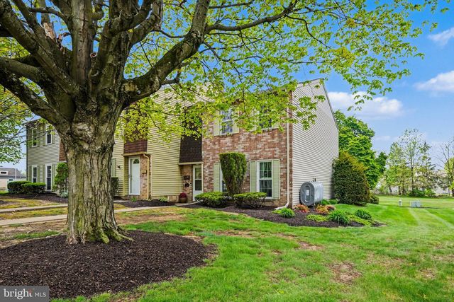 300 LOPAX RD, Harrisburg, PA 17112
