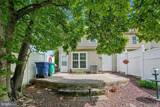 300 LOPAX RD, Harrisburg, PA 17112