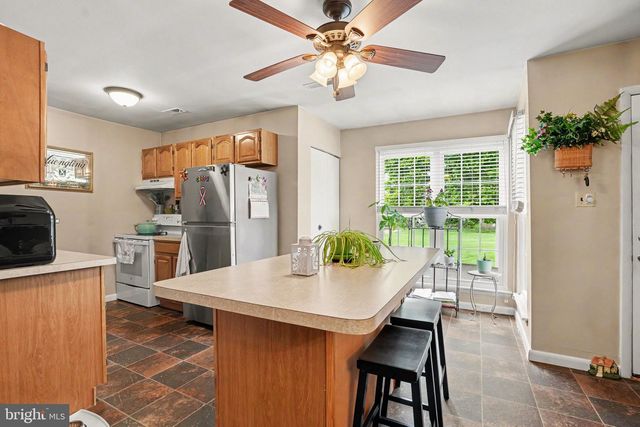 300 LOPAX RD, Harrisburg, PA 17112