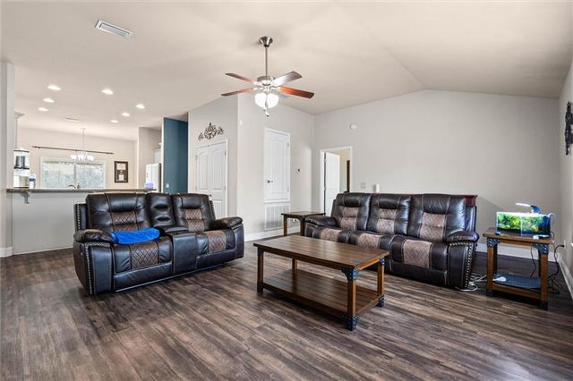 2124 Edison Drive, Semmes, AL 36575