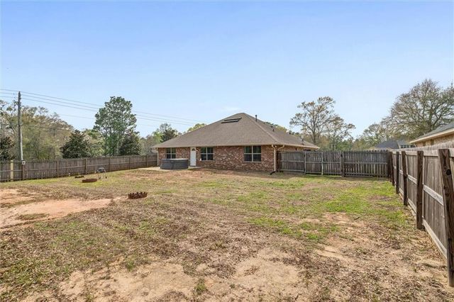 2124 Edison Drive, Semmes, AL 36575