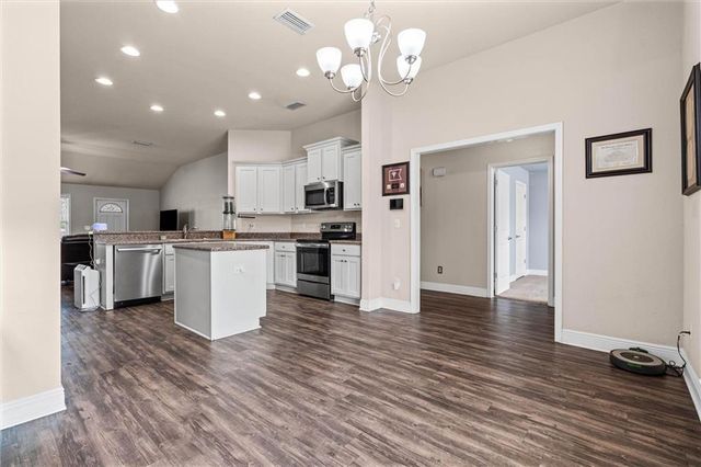 2124 Edison Drive, Semmes, AL 36575