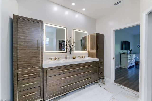 21706 Brixham Run LOOP, Estero, FL 33928