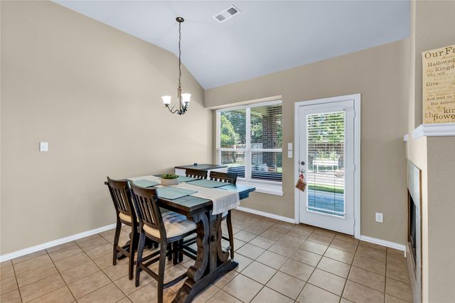 1308 Parkside Drive, Mansfield, TX 76063