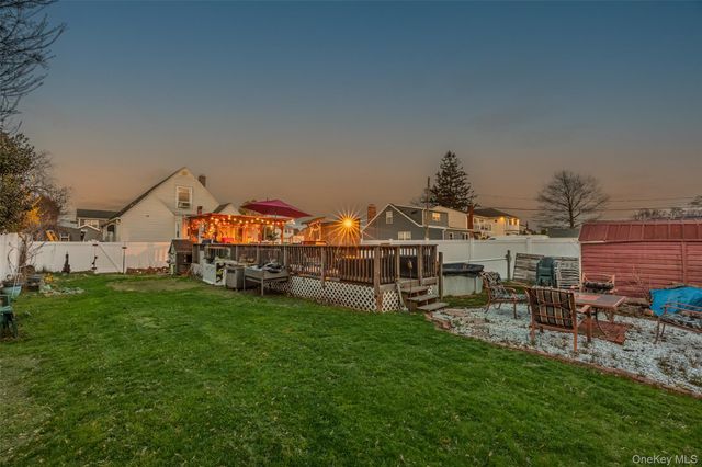 708 Prospect Place, Bellmore, NY 11710