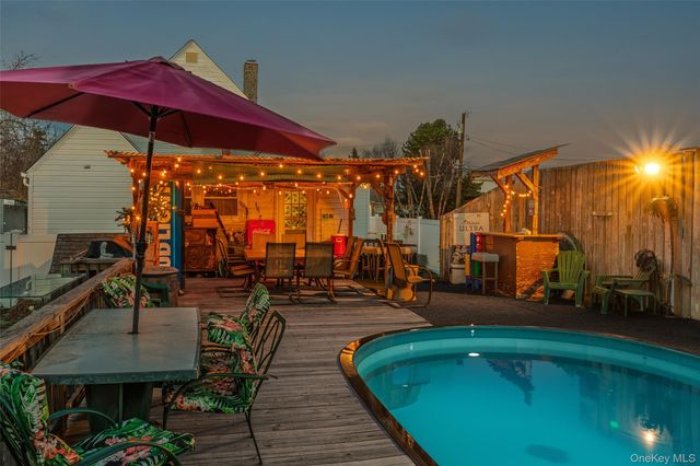 708 Prospect Place, Bellmore, NY 11710