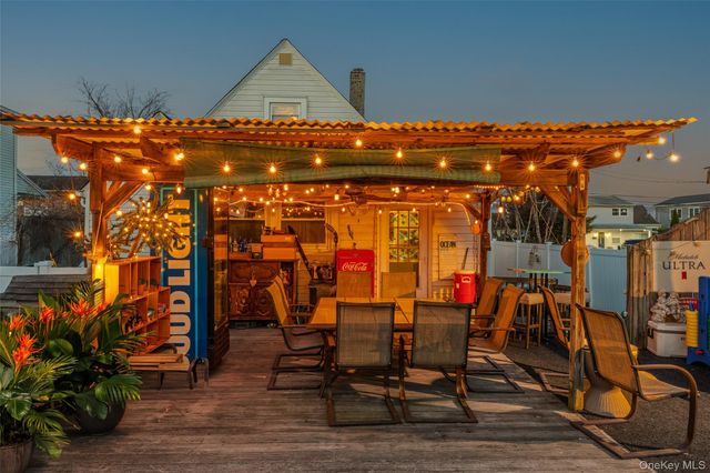 708 Prospect Place, Bellmore, NY 11710