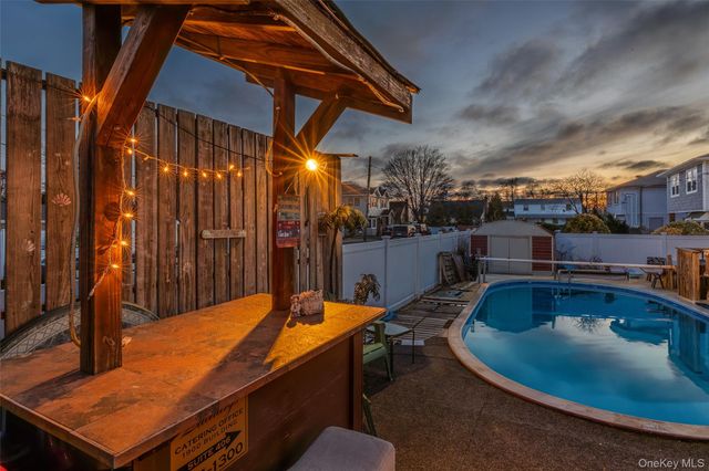 708 Prospect Place, Bellmore, NY 11710