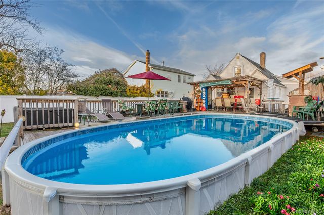 708 Prospect Place, Bellmore, NY 11710