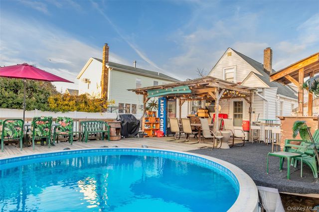 708 Prospect Place, Bellmore, NY 11710