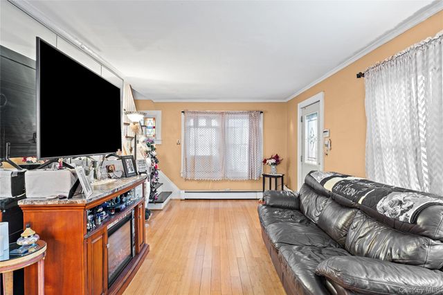 708 Prospect Place, Bellmore, NY 11710