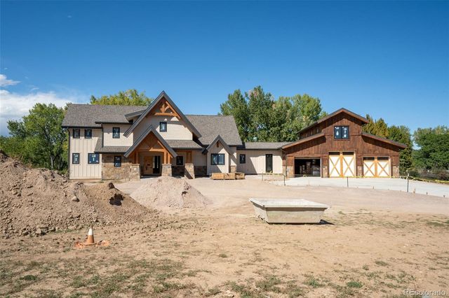 8855 W Bear Creek Drive, Lakewood, CO 80227
