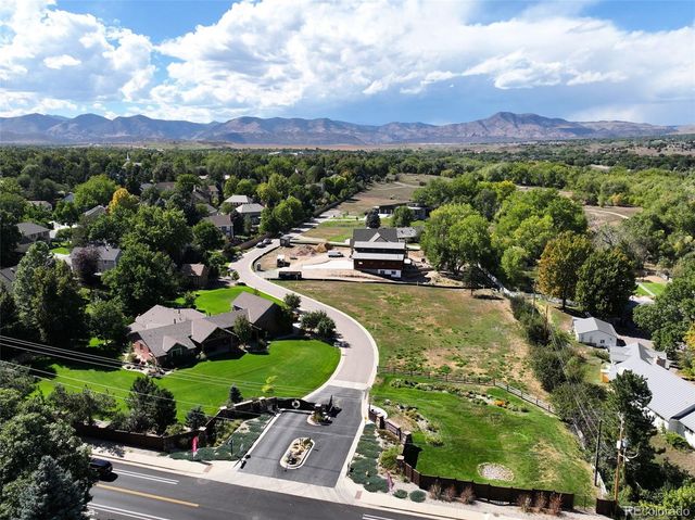 8855 W Bear Creek Drive, Lakewood, CO 80227