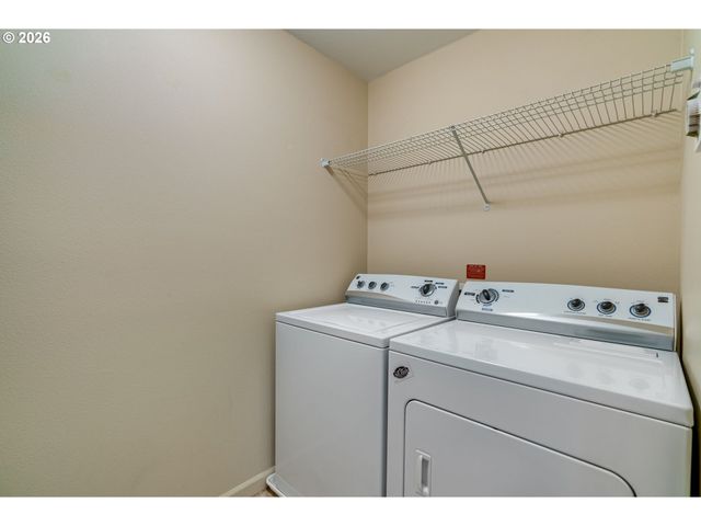 10834 Ne HOLLY St 201, Hillsboro, OR 97006