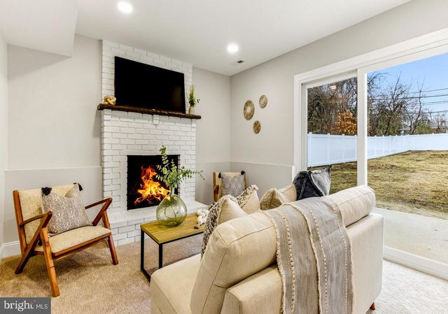 217 ASHLAND AVE, Cherry Hill, NJ 08003