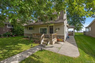 38292 Murdick Drive, New Baltimore, MI 48047