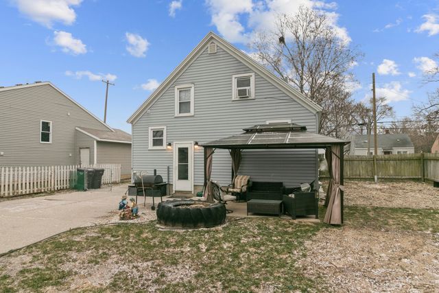2023 Michael Avenue SW, Wyoming, MI 49509