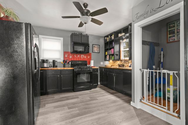 2023 Michael Avenue SW, Wyoming, MI 49509