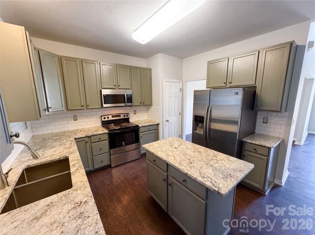 2007 Turtle Point Road, Charlotte, NC 28262