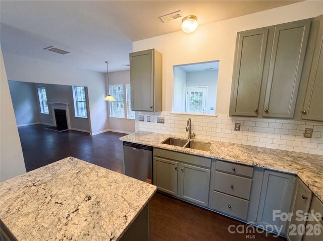 2007 Turtle Point Road, Charlotte, NC 28262
