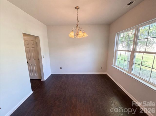 2007 Turtle Point Road, Charlotte, NC 28262