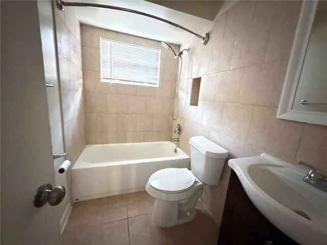 621 ASHBERRY LANE, Altamonte Springs, FL 32714