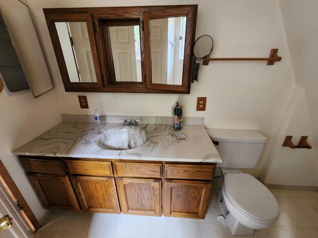 2751 Caves Highway, Cave Junction, OR 97523