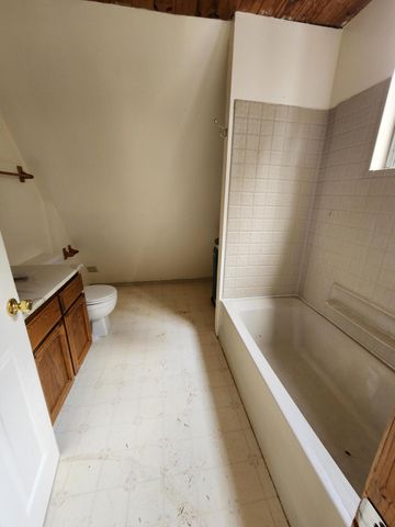 2751 Caves Highway, Cave Junction, OR 97523