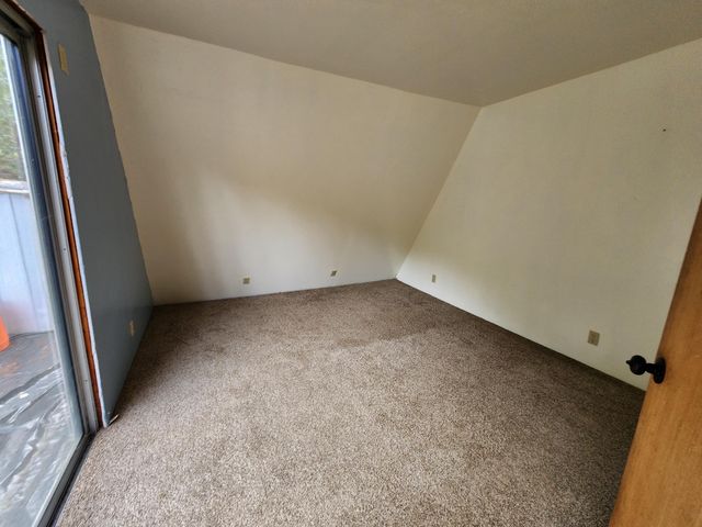 2751 Caves Highway, Cave Junction, OR 97523