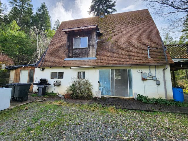 2751 Caves Highway, Cave Junction, OR 97523