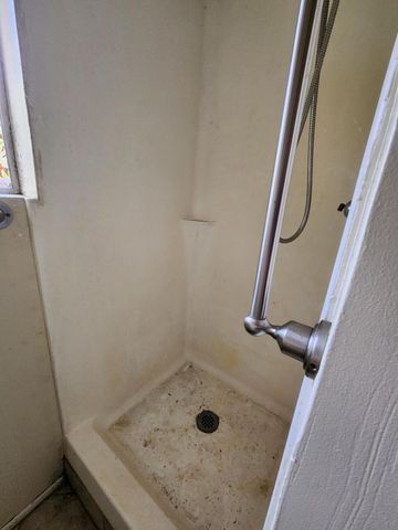 2751 Caves Highway, Cave Junction, OR 97523