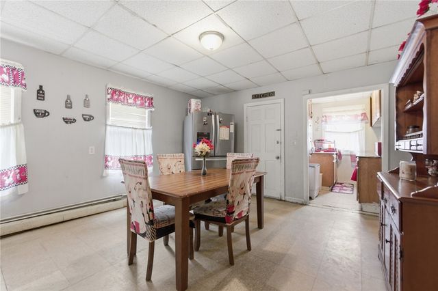 880 Douglas Avenue, Providence, RI 02908