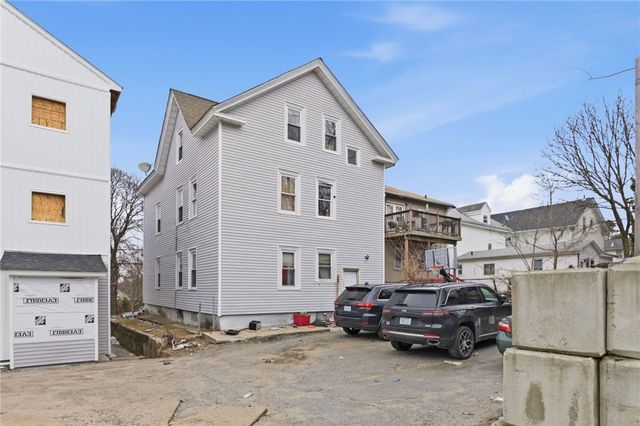 880 Douglas Avenue, Providence, RI 02908