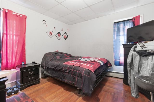 880 Douglas Avenue, Providence, RI 02908