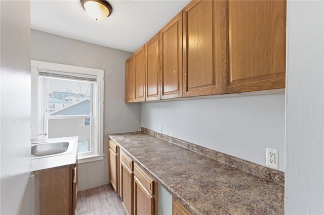 880 Douglas Avenue, Providence, RI 02908