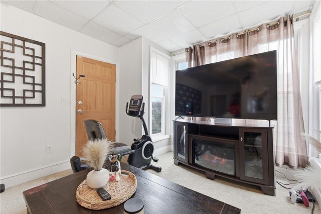 880 Douglas Avenue, Providence, RI 02908