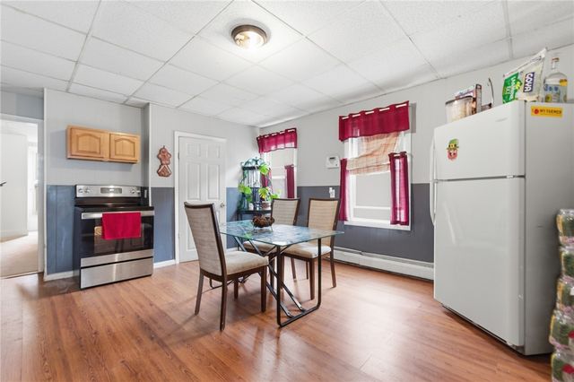 880 Douglas Avenue, Providence, RI 02908