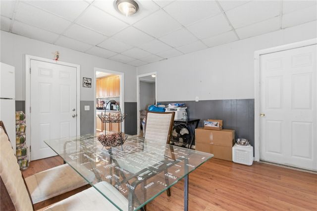 880 Douglas Avenue, Providence, RI 02908