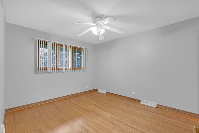 650 Patricia Lane, Des Plaines, IL 60016