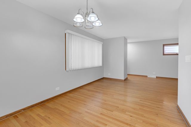 650 Patricia Lane, Des Plaines, IL 60016